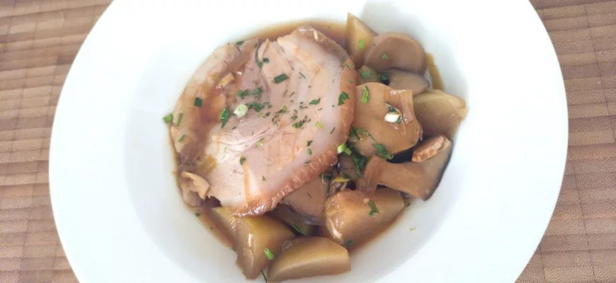 svinaya-grudinka-chashu